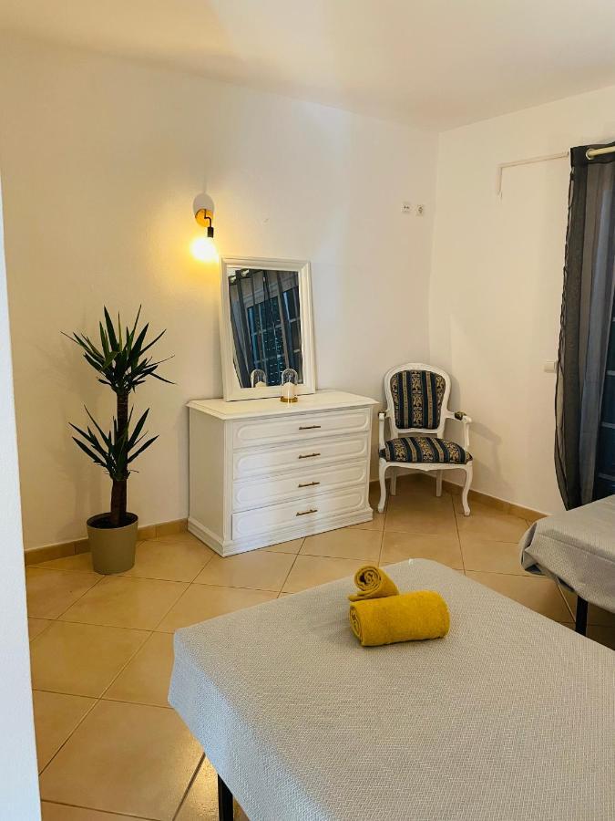 Travellers Guesthouse Лагуш Екстер'єр фото