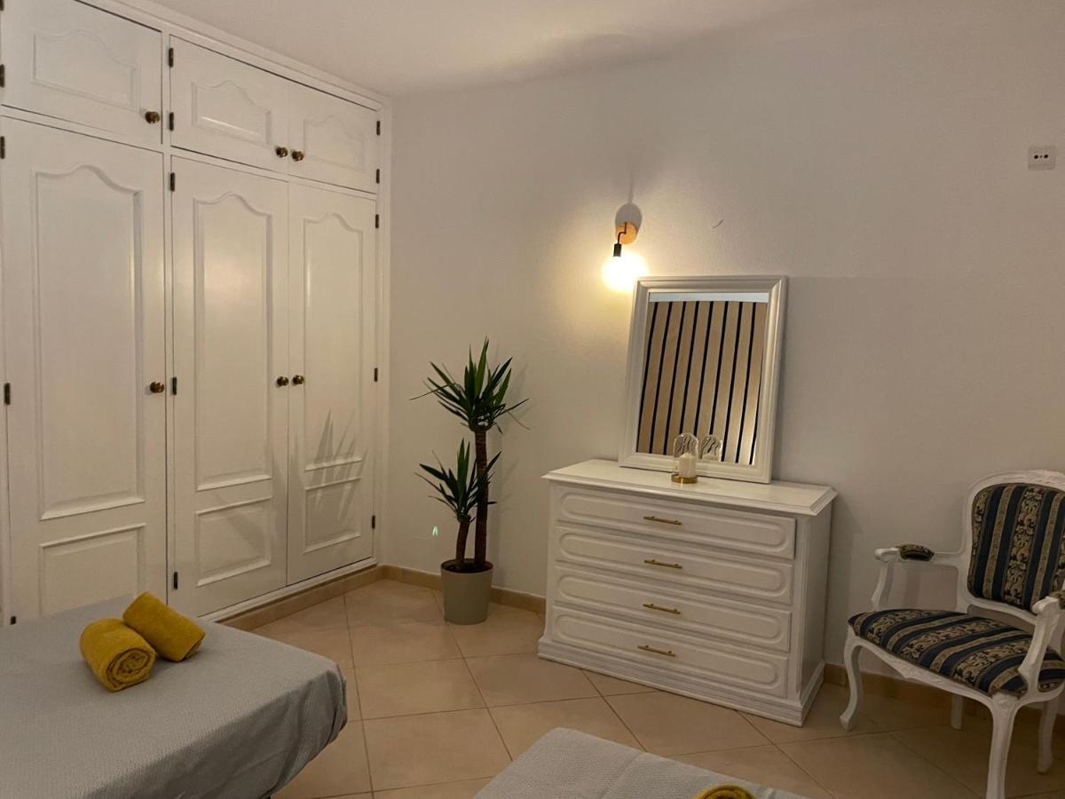 Travellers Guesthouse Лагуш Екстер'єр фото