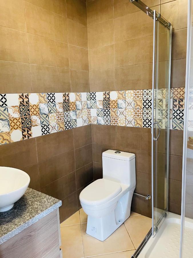 Travellers Guesthouse Лагуш Екстер'єр фото
