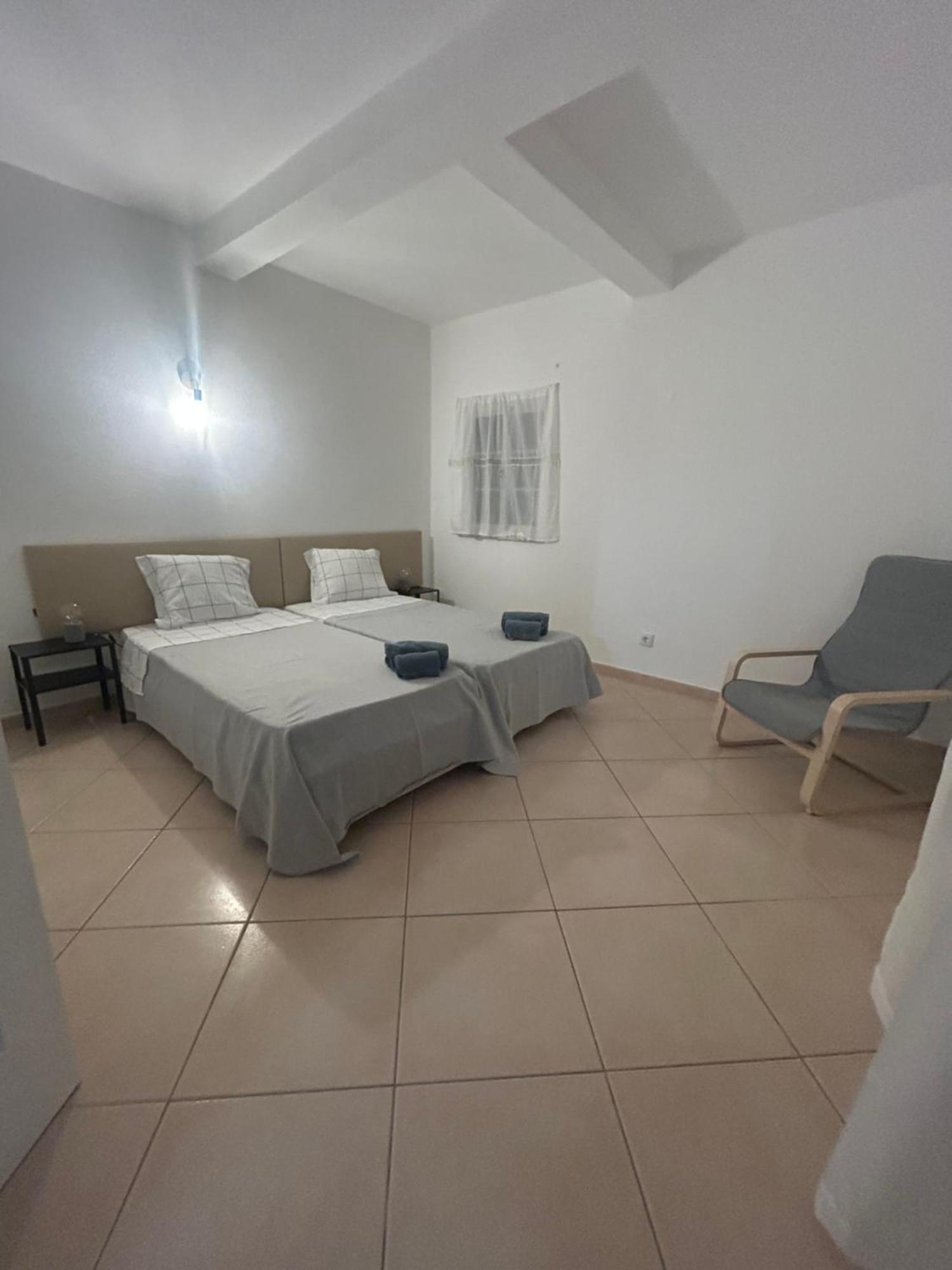 Travellers Guesthouse Лагуш Екстер'єр фото
