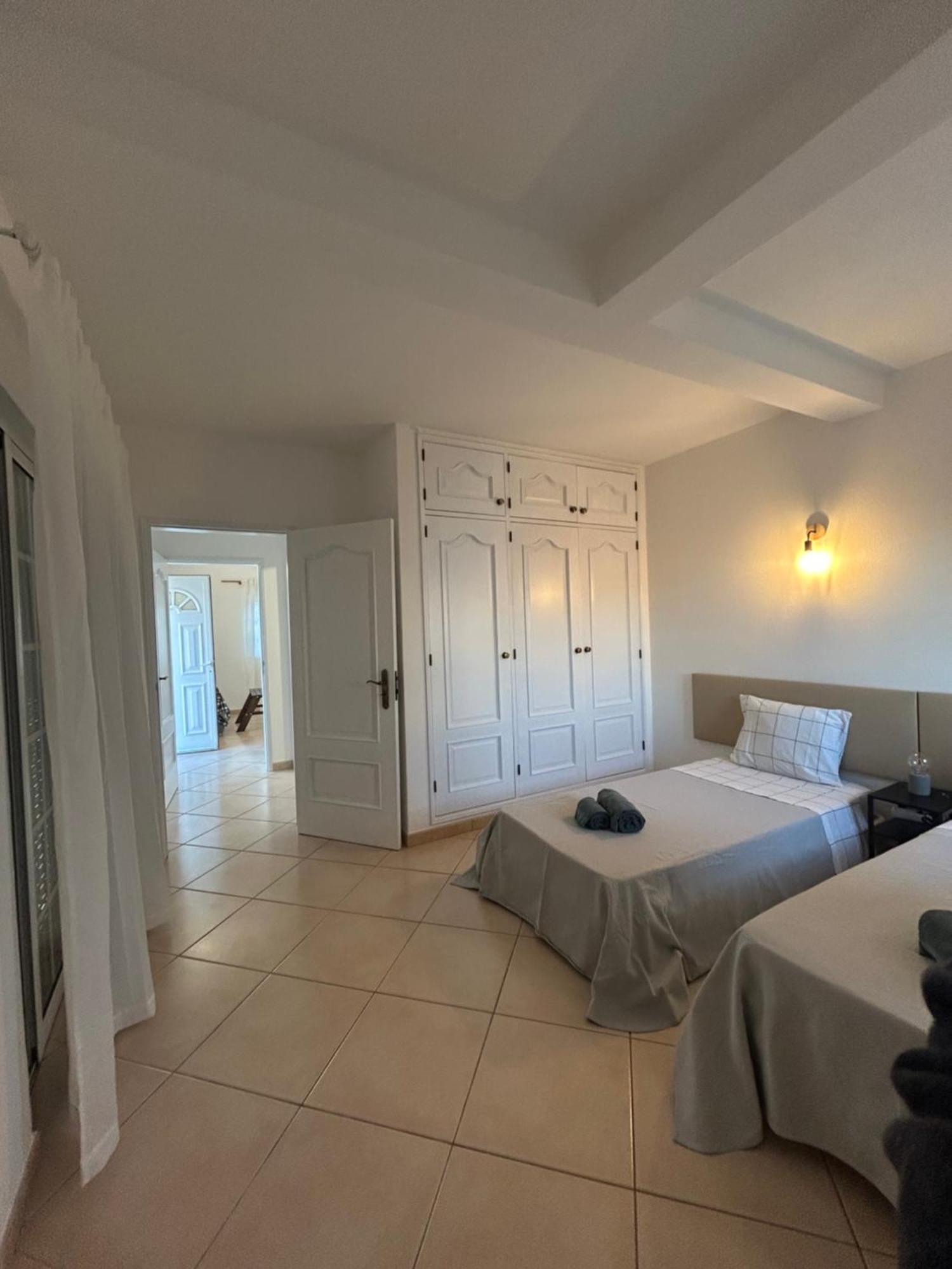 Travellers Guesthouse Лагуш Екстер'єр фото